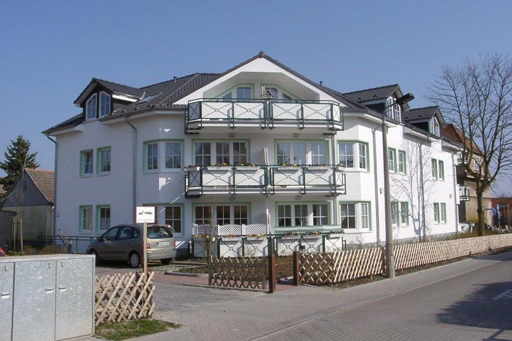 Mehrfamilienwohnhaus